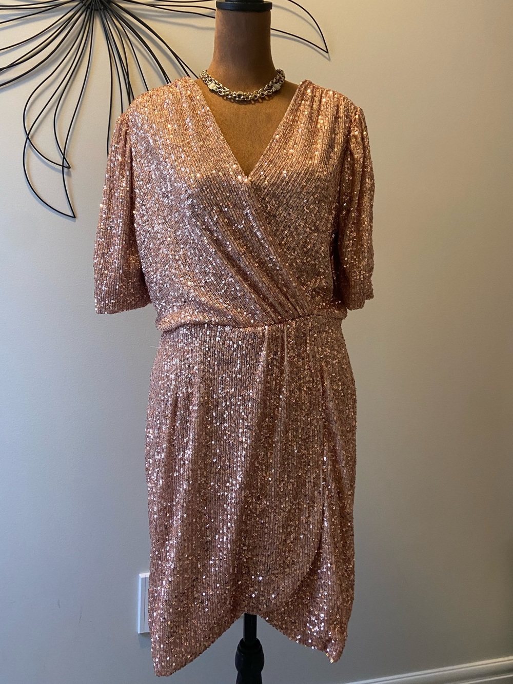 Heartloom Rose Gold Sequin Faux Wrap Cocktail Party Dress Size Medium